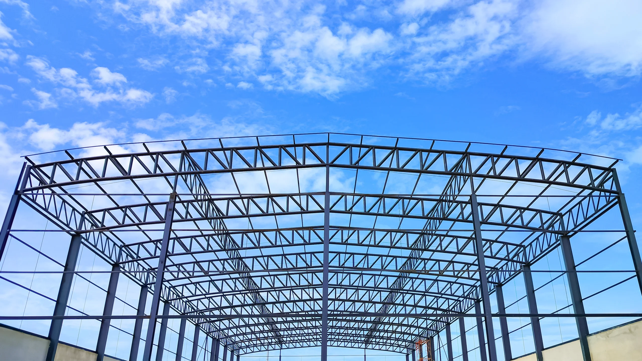 Steel Structure Solutions for Warehouses